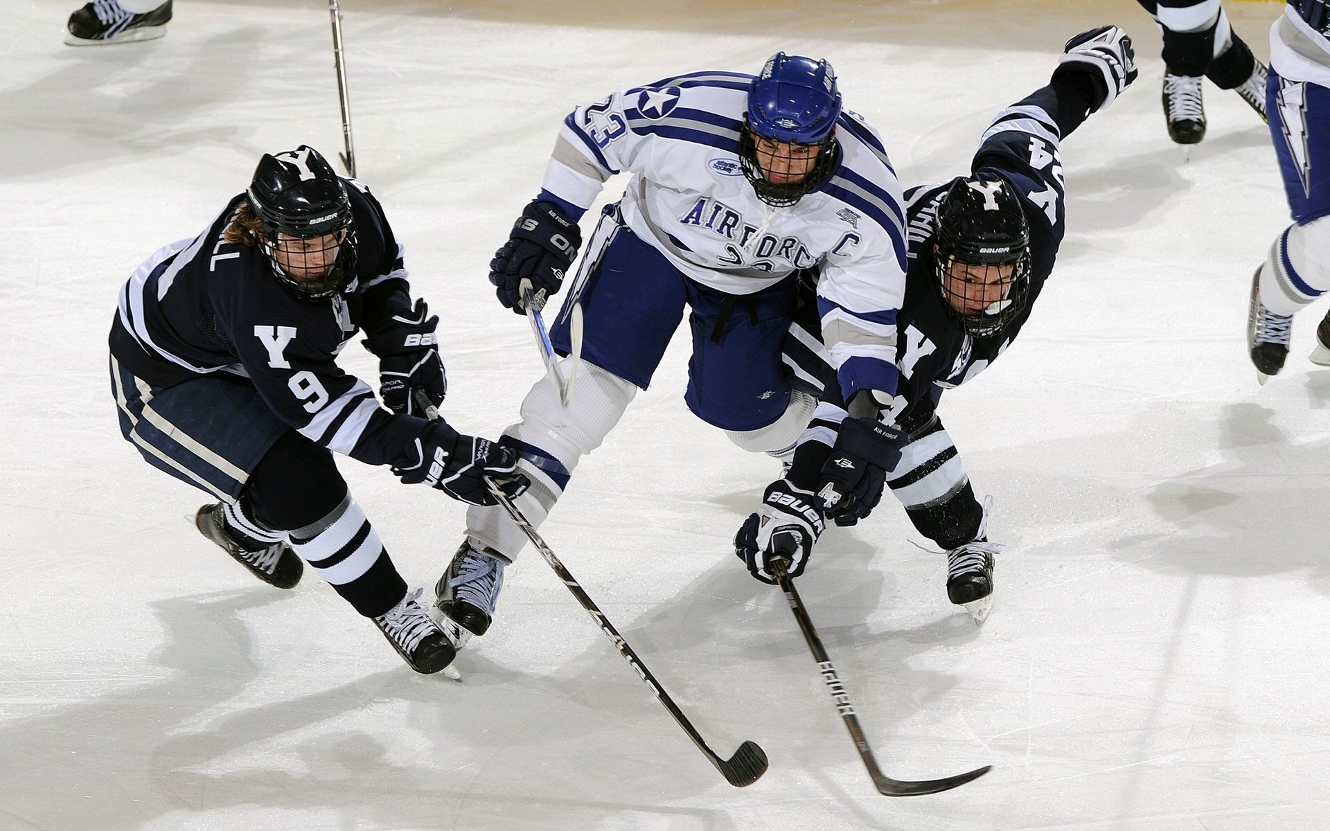 2026世界杯之夜,布克彻底打爆防线,书写篮球与足球的跨界传奇