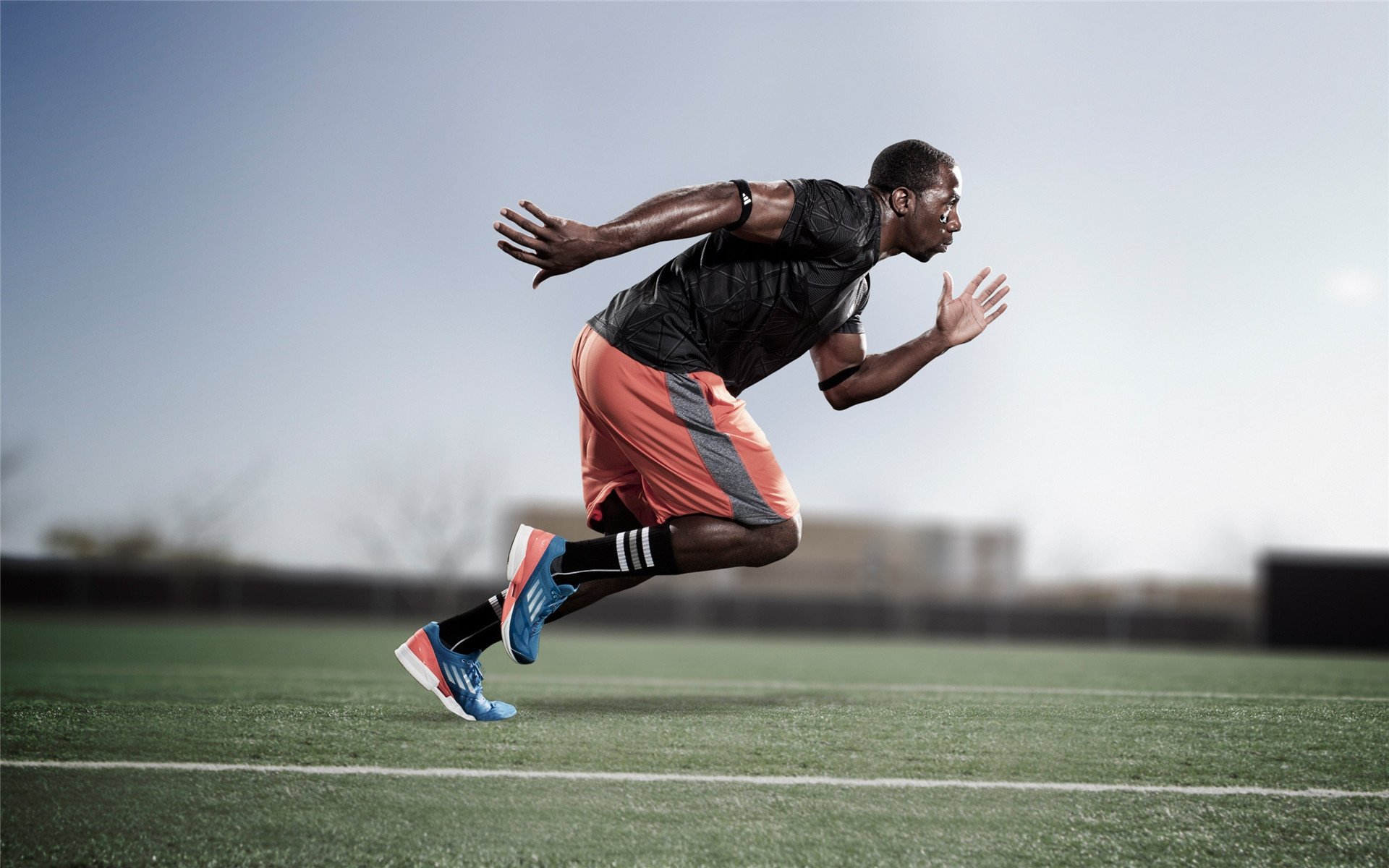 莫德里奇魔法点亮安菲尔德，贝蒂斯斩落红军演绎战术教科书